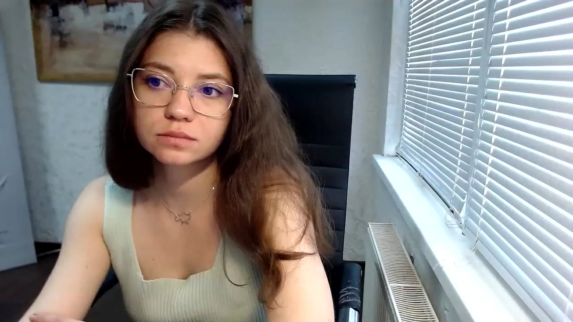 Gallery image thumbnail from SweetArinaA's myfreecams stream on, 05/18/2023, 10:05 image 18 of 20