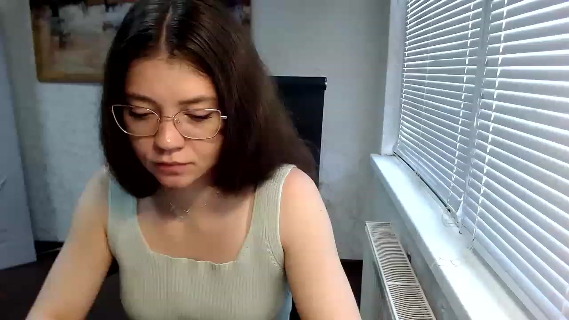Gallery image thumbnail from SweetArinaA's myfreecams stream on, 05/18/2023, 10:05 image 2 of 20