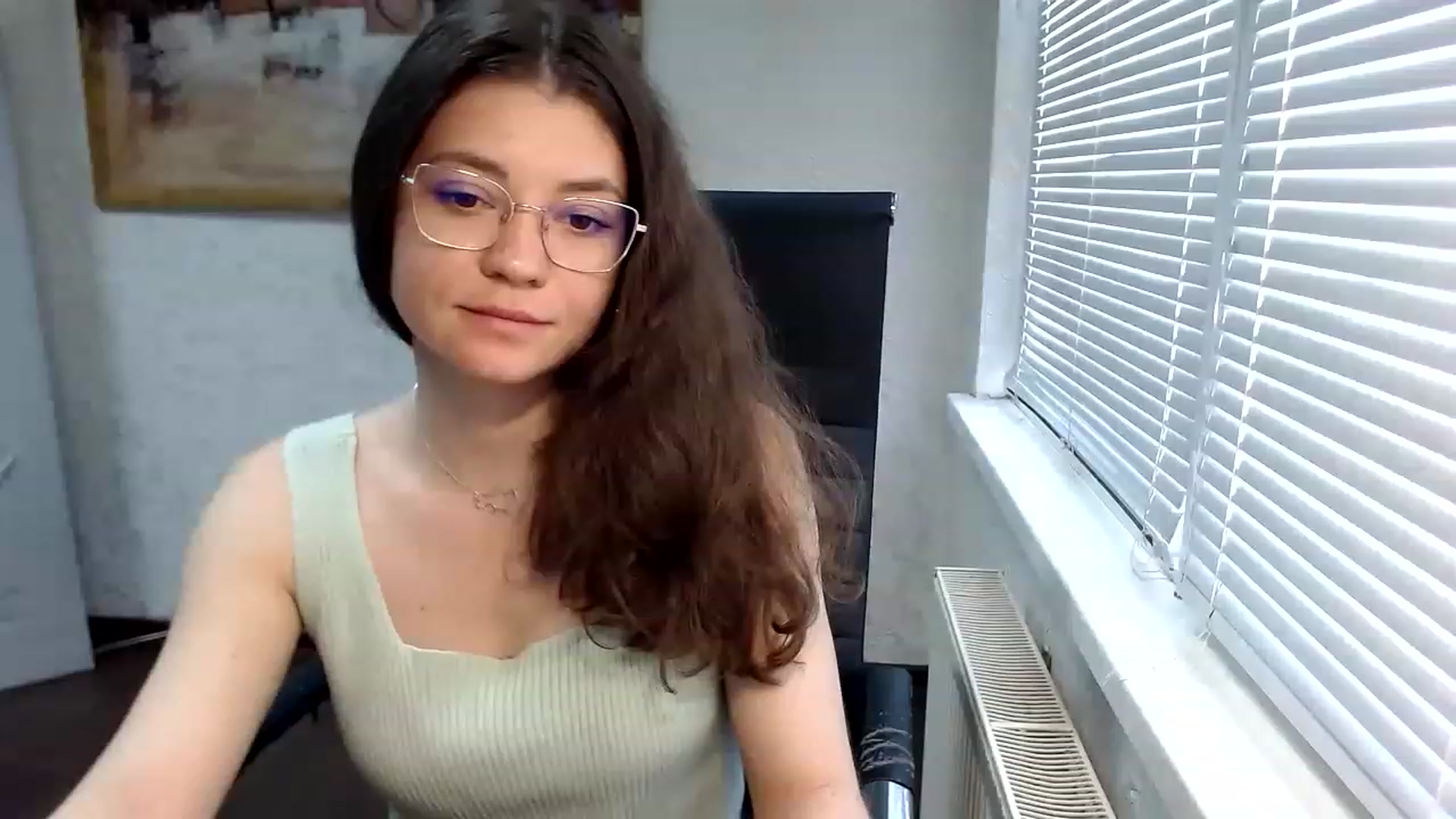 Gallery image thumbnail from SweetArinaA's myfreecams stream on, 05/18/2023, 10:05 image 16 of 20