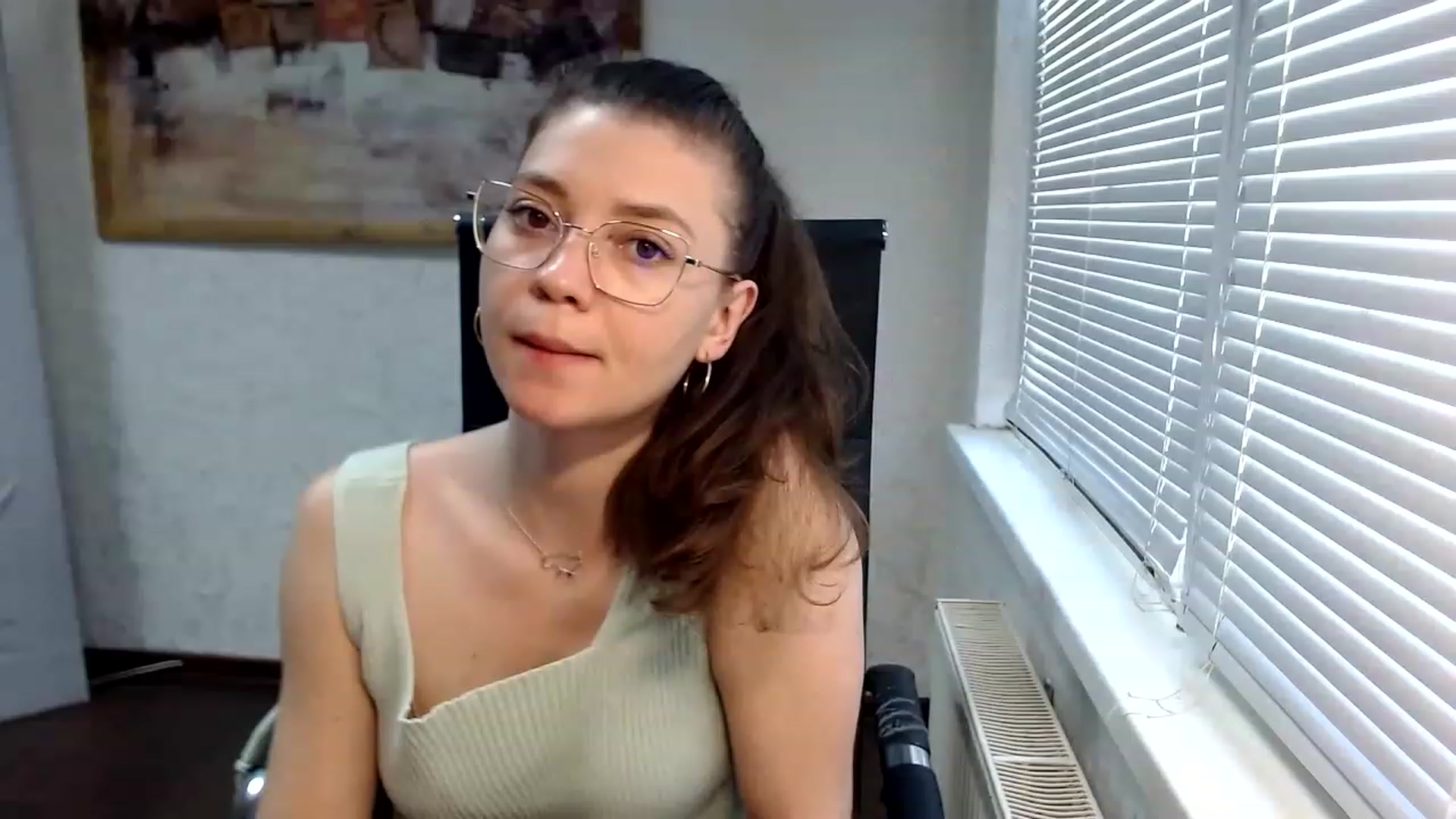 Gallery image thumbnail from SweetArinaA's myfreecams stream on, 05/18/2023, 14:05 image 20 of 20