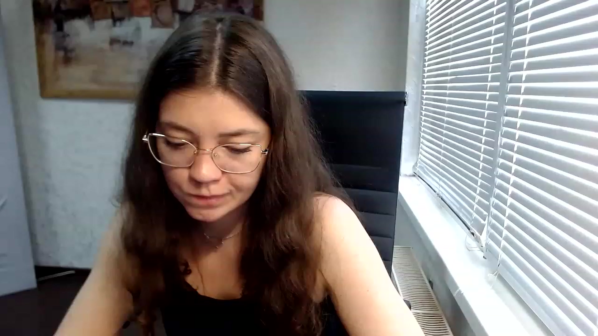 Gallery image thumbnail from SweetArinaA's myfreecams stream on, 05/19/2023, 09:01 image 3 of 20