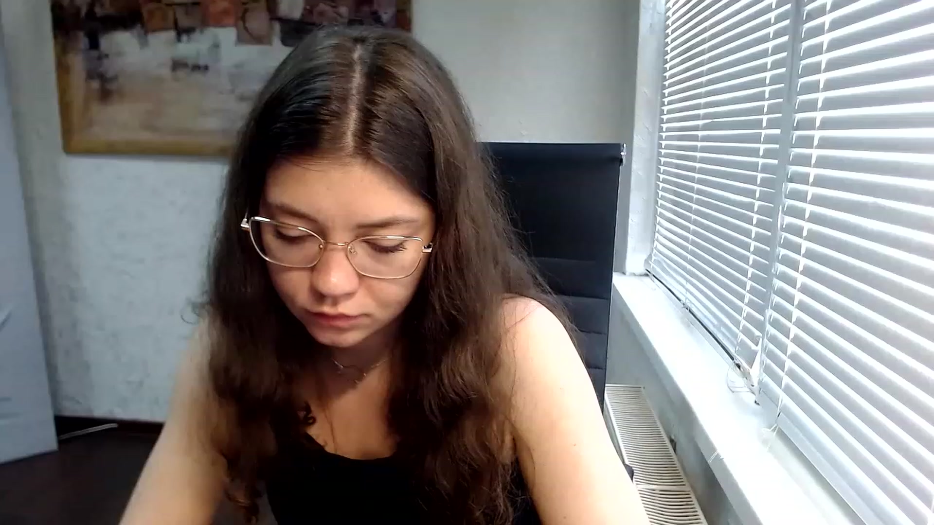 Gallery image thumbnail from SweetArinaA's myfreecams stream on, 05/19/2023, 09:01 image 15 of 20