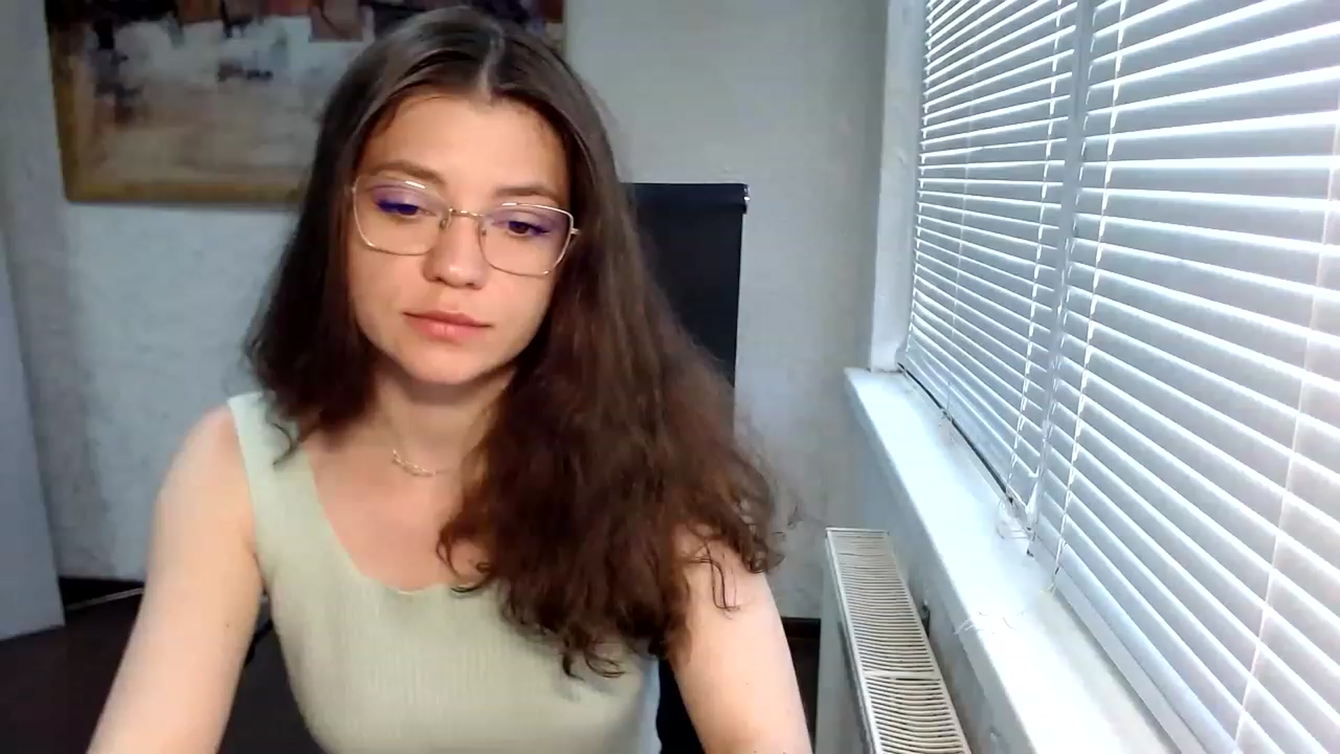 Gallery image thumbnail from SweetArinaA's myfreecams stream on, 05/20/2023, 12:10 image 4 of 20