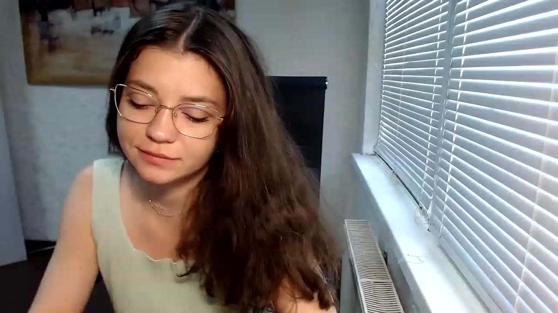 Gallery image thumbnail from SweetArinaA's myfreecams stream on, 05/20/2023, 12:10 image 2 of 20