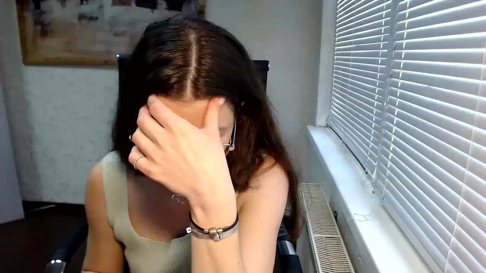 Gallery image thumbnail from SweetArinaA's myfreecams stream on, 05/20/2023, 13:16 image 9 of 20