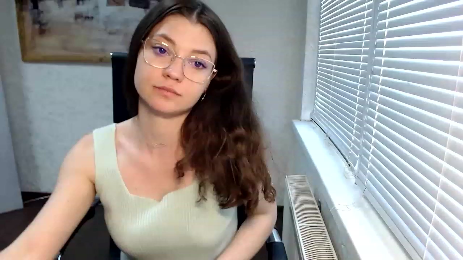 Gallery image thumbnail from SweetArinaA's myfreecams stream on, 05/20/2023, 13:16 image 11 of 20