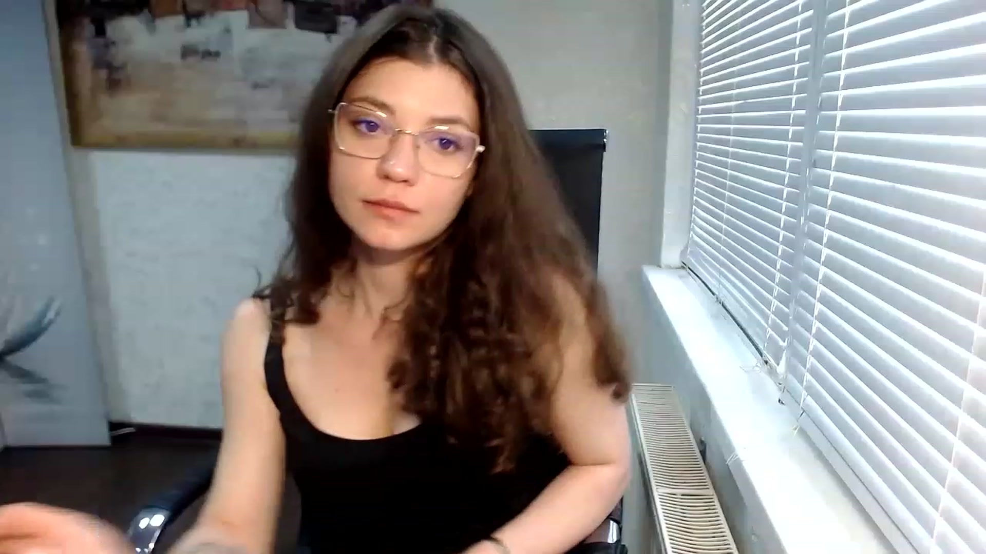 Gallery image thumbnail from SweetArinaA's myfreecams stream on, 05/27/2023, 14:23 image 3 of 20