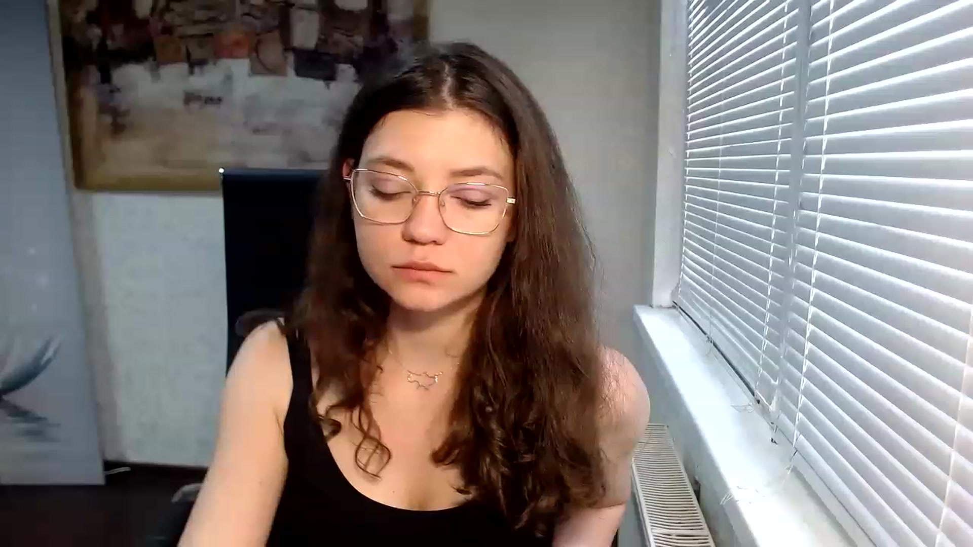 Gallery image thumbnail from SweetArinaA's myfreecams stream on, 05/27/2023, 14:23 image 18 of 20