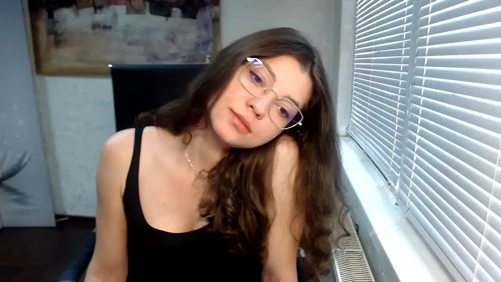 Gallery image thumbnail from SweetArinaA's myfreecams stream on, 05/27/2023, 14:23 image 1 of 20