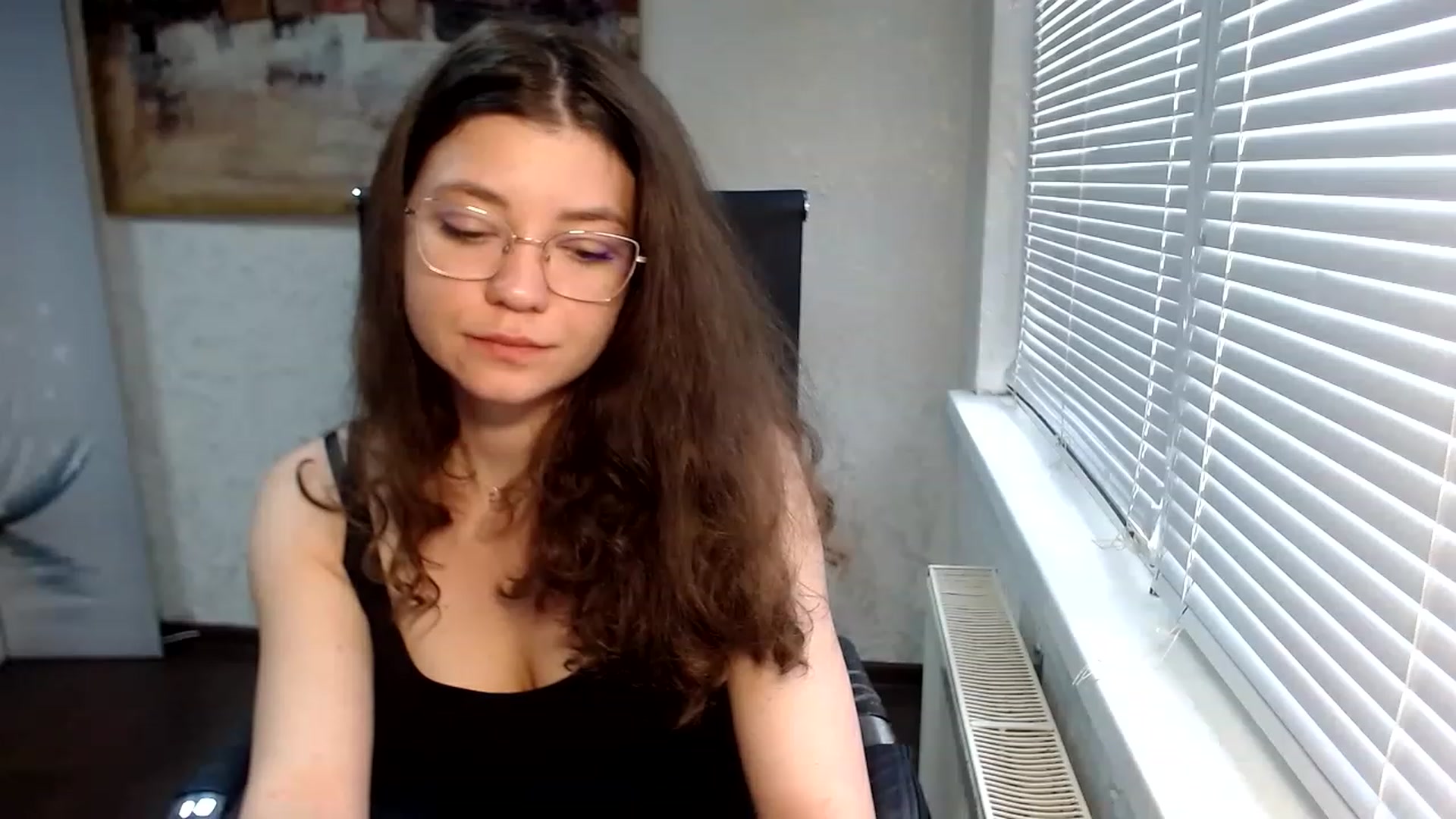 Gallery image thumbnail from SweetArinaA's myfreecams stream on, 05/27/2023, 14:23 image 10 of 20