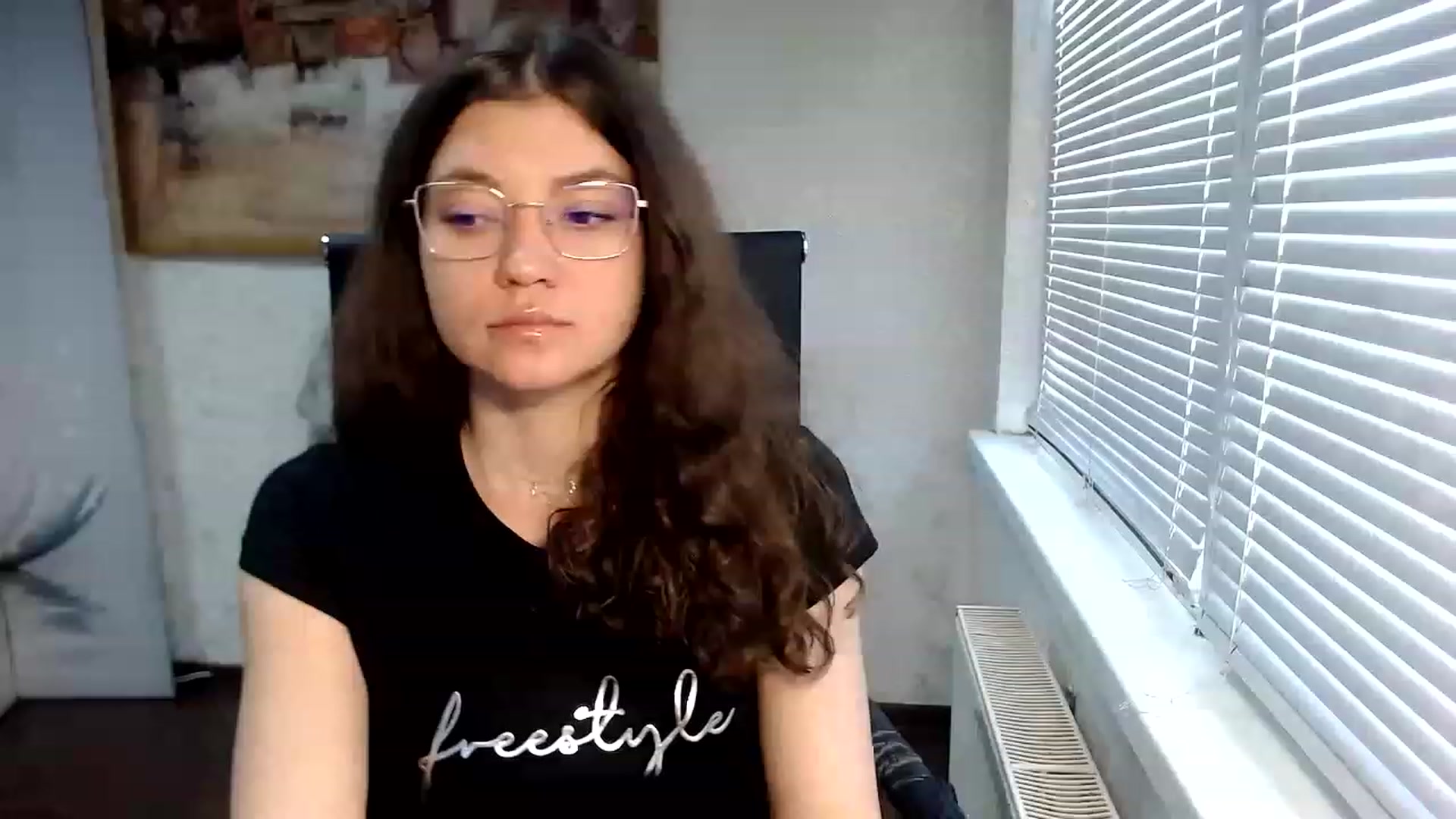 Gallery image thumbnail from SweetArinaA's myfreecams stream on, 05/28/2023, 12:30 image 9 of 20