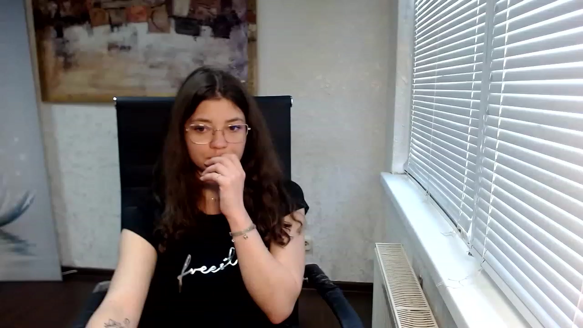 Gallery image thumbnail from SweetArinaA's myfreecams stream on, 05/28/2023, 14:37 image 20 of 20