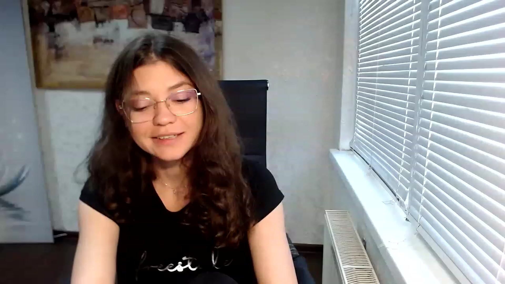 Gallery image thumbnail from SweetArinaA's myfreecams stream on, 05/28/2023, 14:37 image 3 of 20