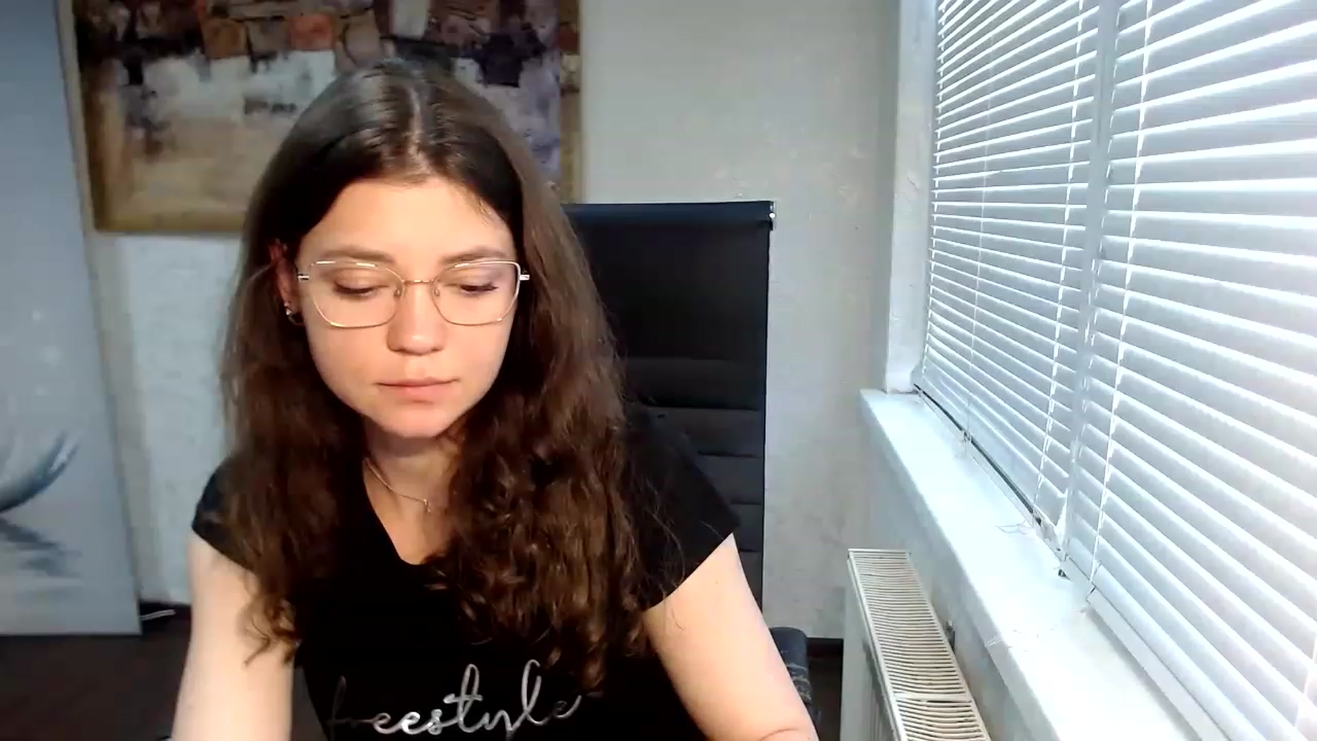 Gallery image thumbnail from SweetArinaA's myfreecams stream on, 05/28/2023, 14:37 image 13 of 20