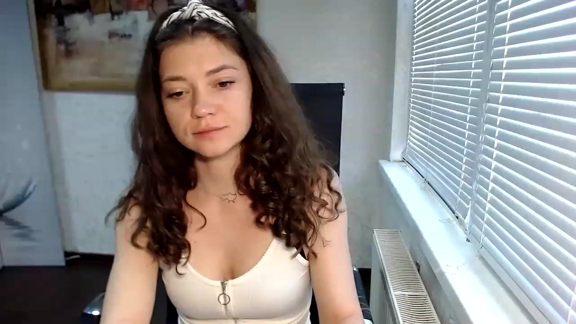 Gallery image thumbnail from SweetArinaA's myfreecams stream on, 05/30/2023, 12:14 image 16 of 20