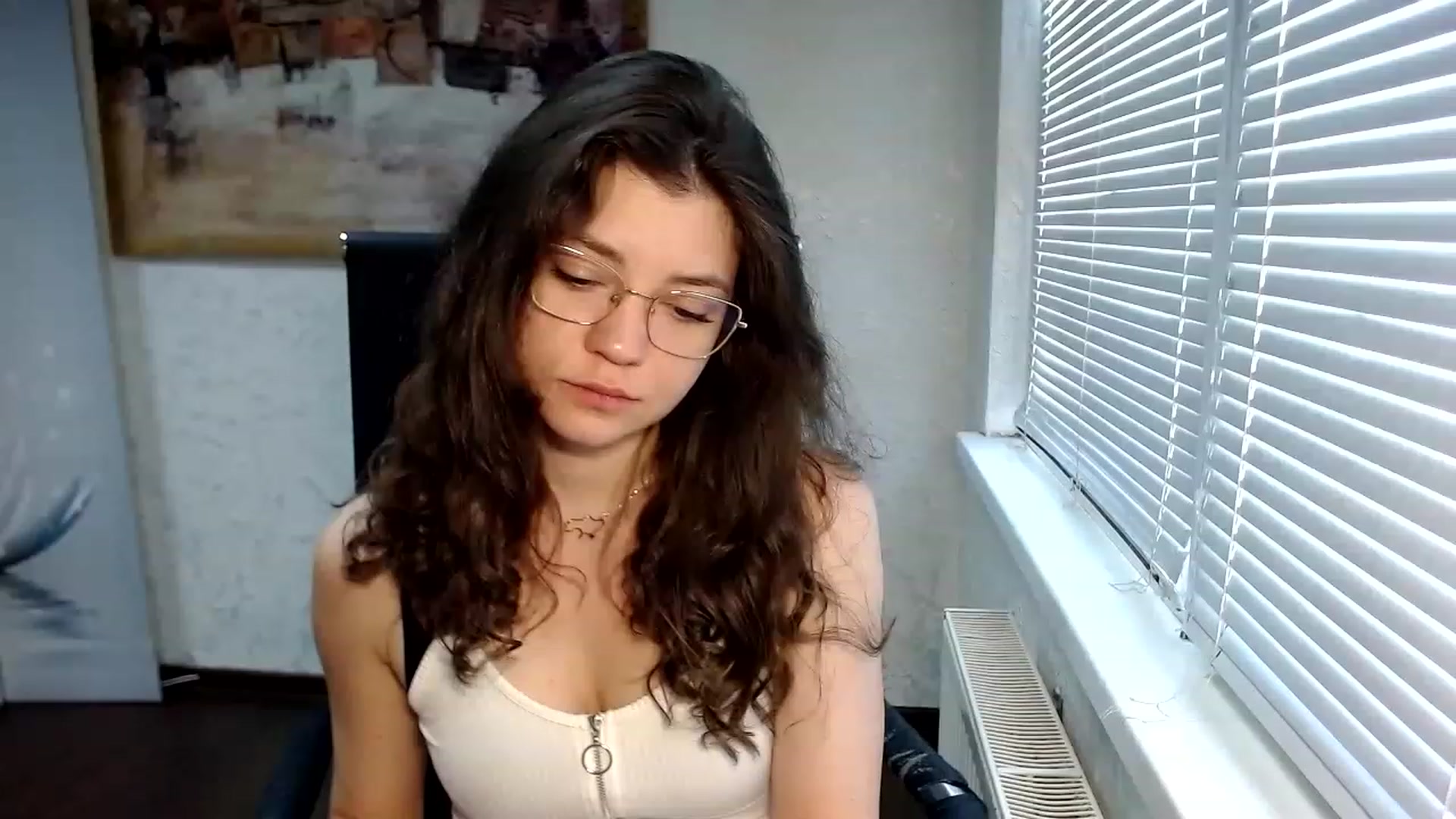 Gallery image thumbnail from SweetArinaA's myfreecams stream on, 05/30/2023, 12:14 image 9 of 20