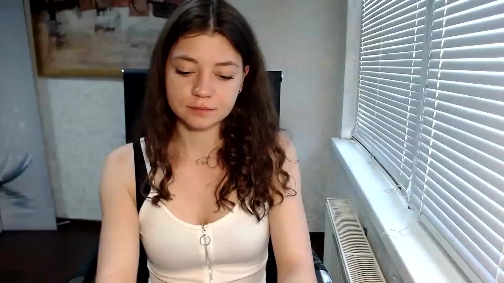 Gallery image thumbnail from SweetArinaA's myfreecams stream on, 05/30/2023, 12:14 image 14 of 20