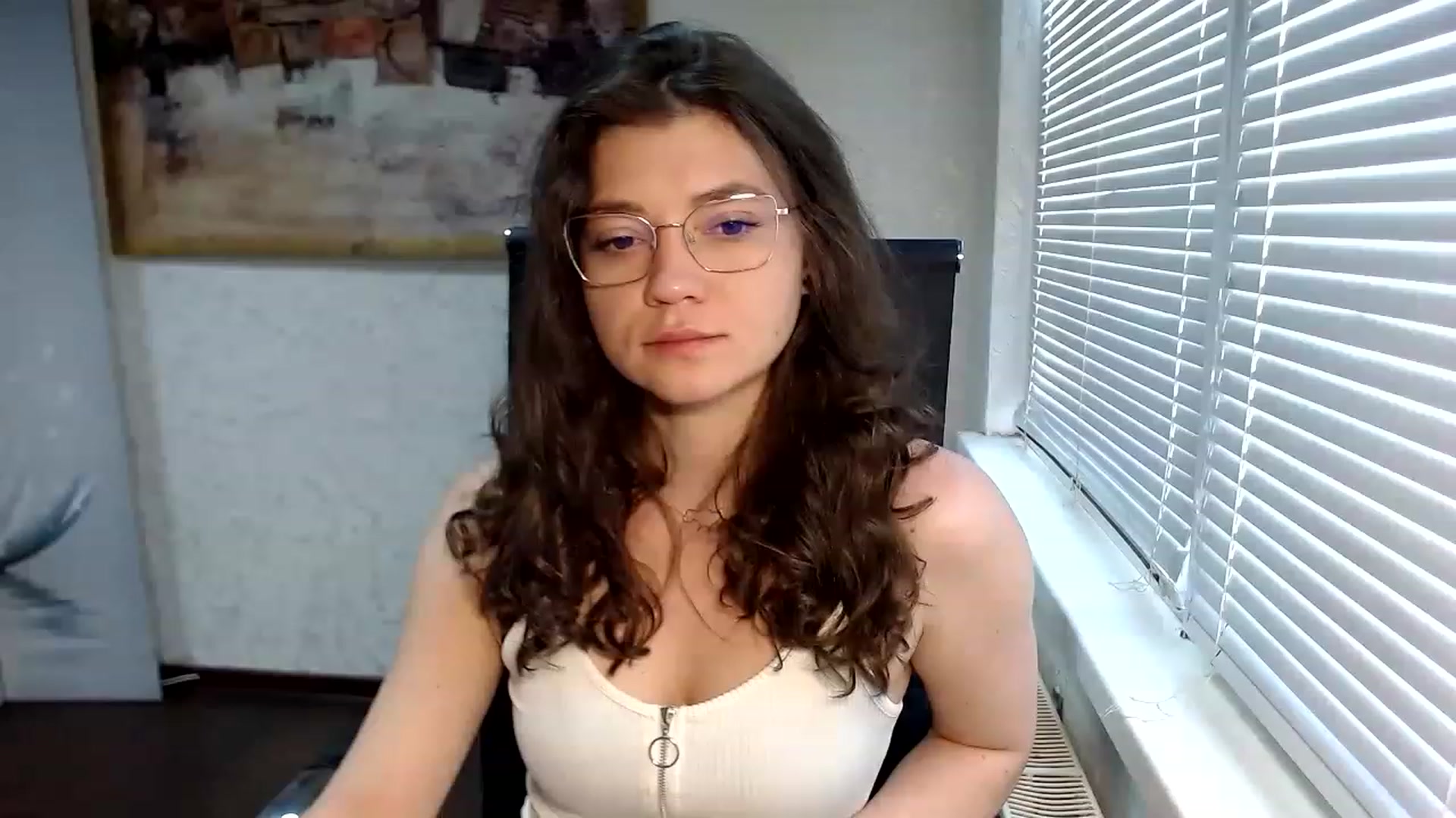 Gallery image thumbnail from SweetArinaA's myfreecams stream on, 05/30/2023, 12:14 image 10 of 20