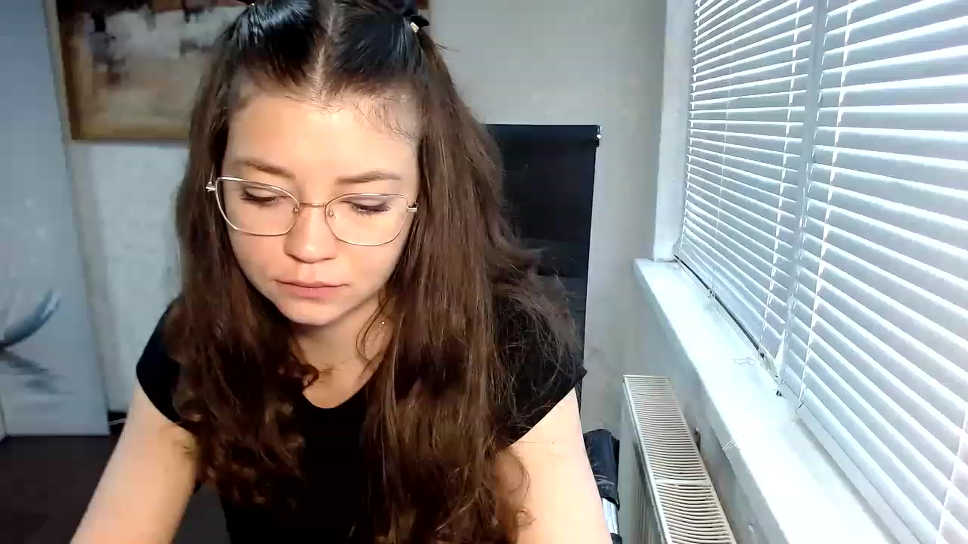 Gallery image thumbnail from SweetArinaA's myfreecams stream on, 05/31/2023, 11:24 image 15 of 20