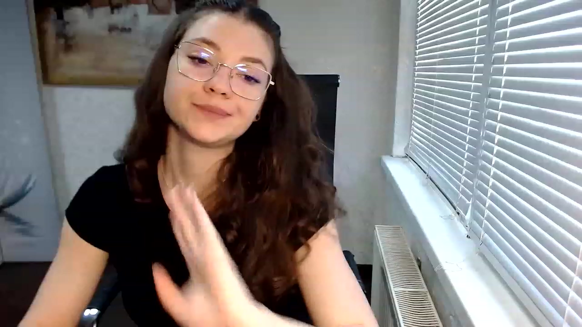 Gallery image thumbnail from SweetArinaA's myfreecams stream on, 05/31/2023, 11:24 image 5 of 20