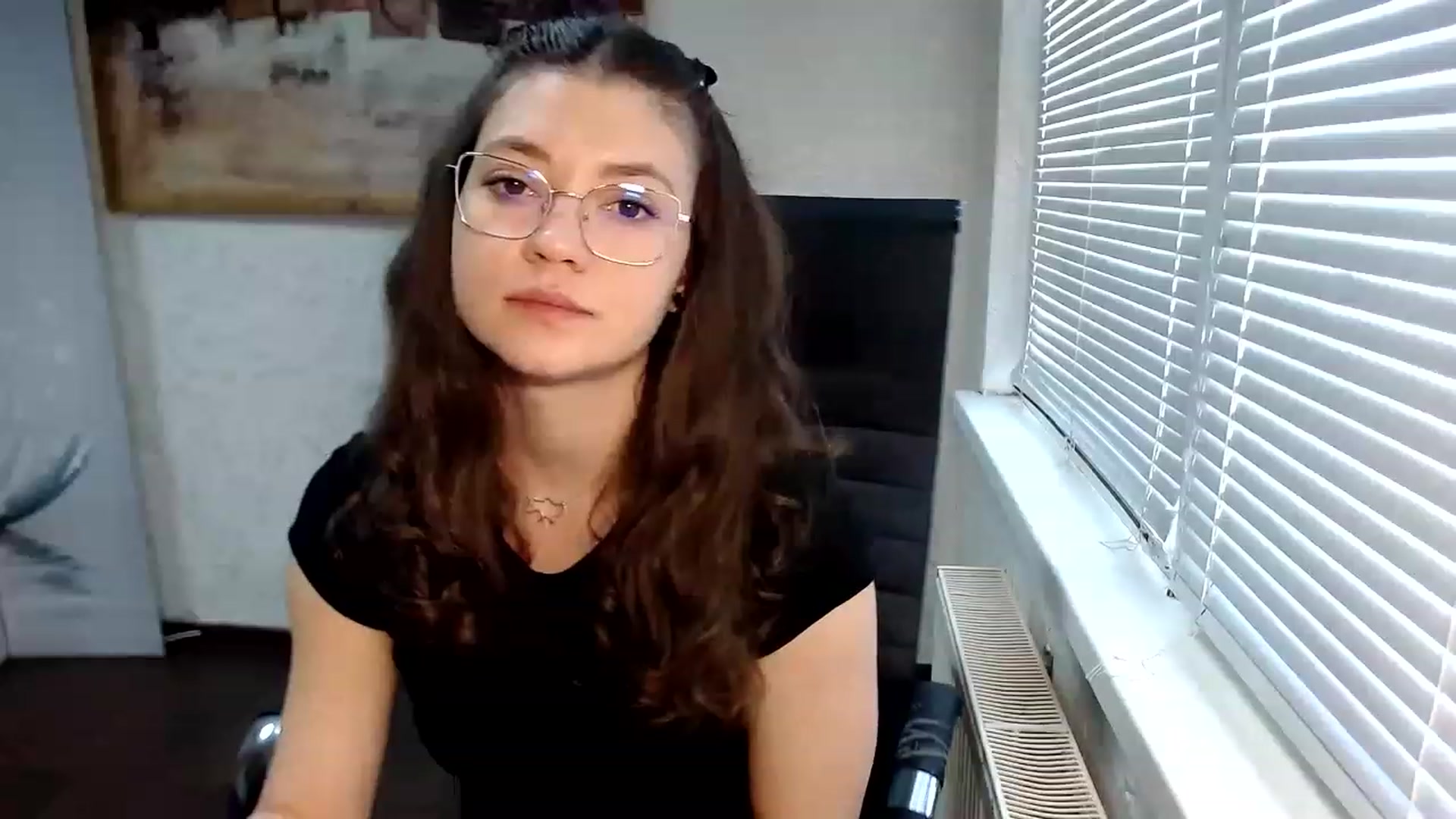 Gallery image thumbnail from SweetArinaA's myfreecams stream on, 05/31/2023, 12:30 image 8 of 20