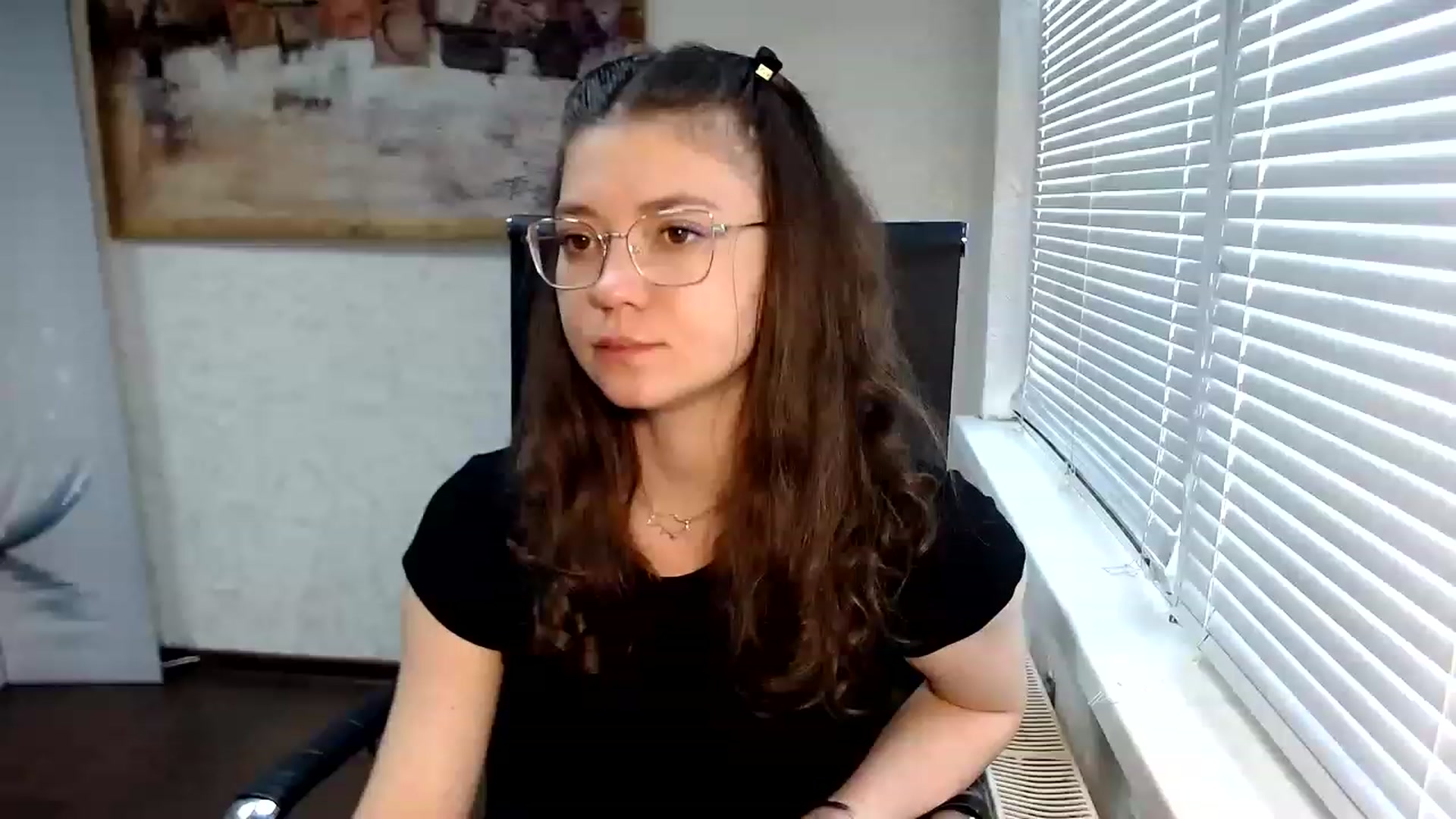Gallery image thumbnail from SweetArinaA's myfreecams stream on, 05/31/2023, 13:37 image 17 of 20