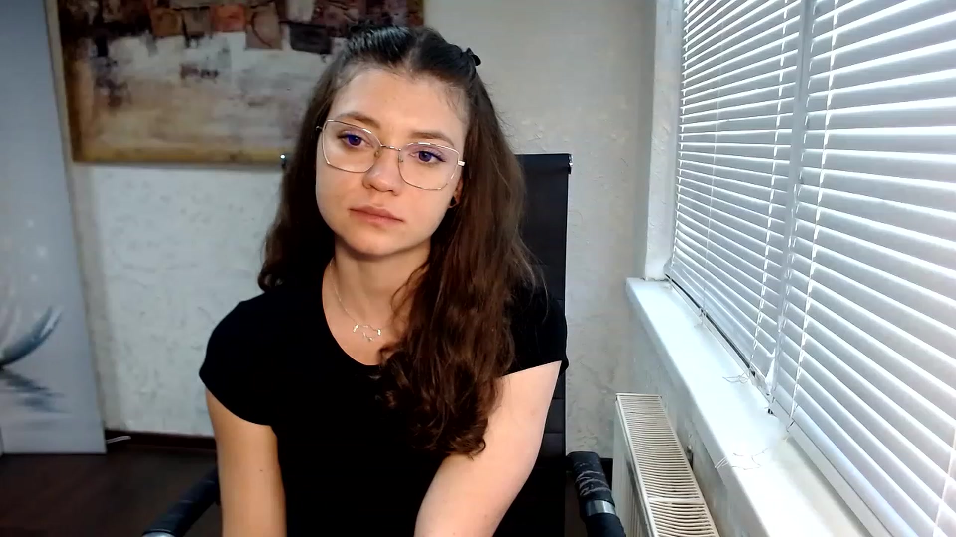 Gallery image thumbnail from SweetArinaA's myfreecams stream on, 05/31/2023, 13:37 image 8 of 20
