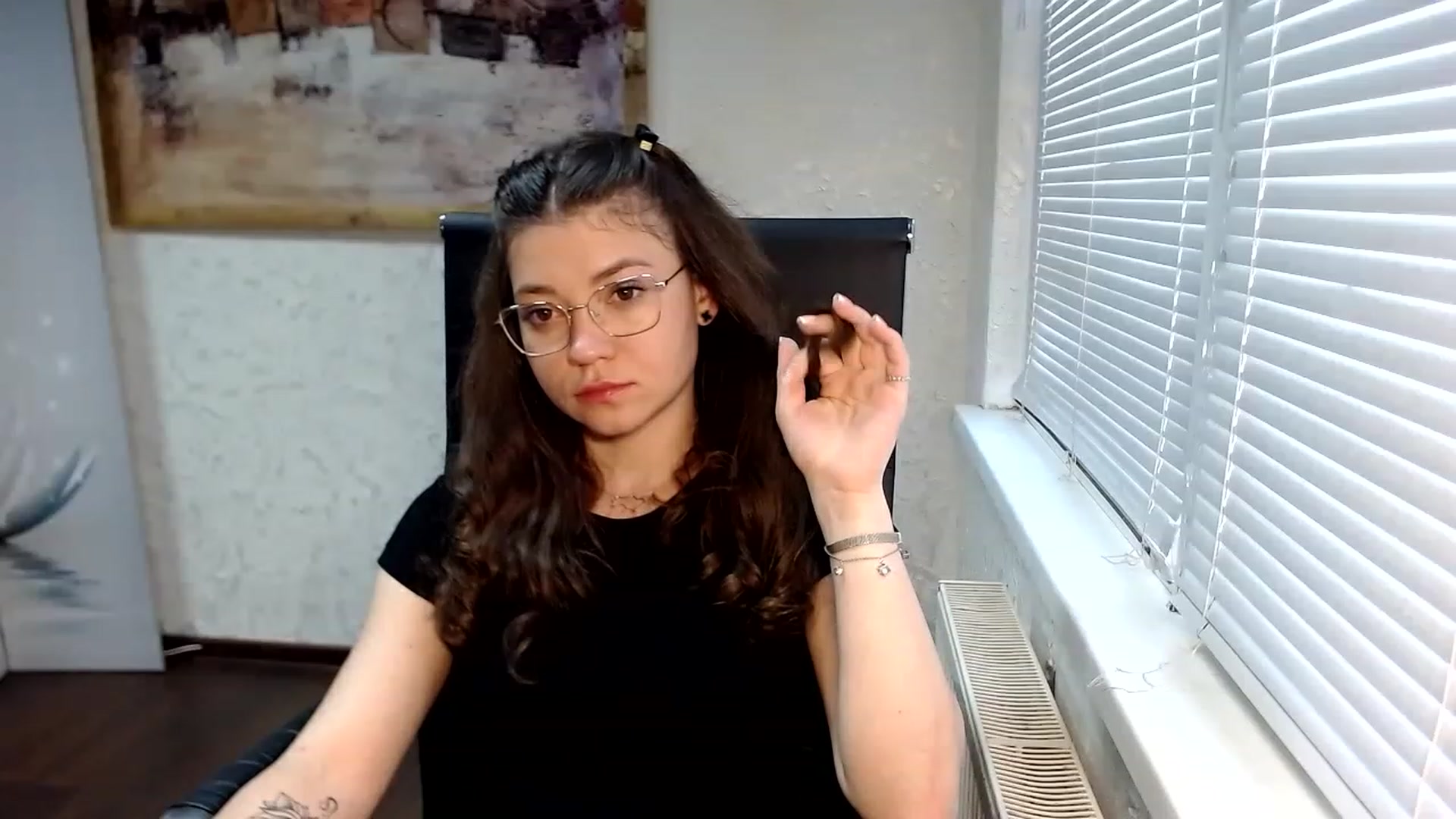 Gallery image thumbnail from SweetArinaA's myfreecams stream on, 05/31/2023, 16:48 image 7 of 20