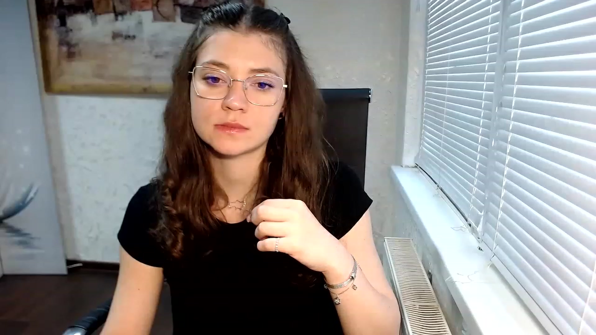 Gallery image thumbnail from SweetArinaA's myfreecams stream on, 05/31/2023, 16:48 image 11 of 20