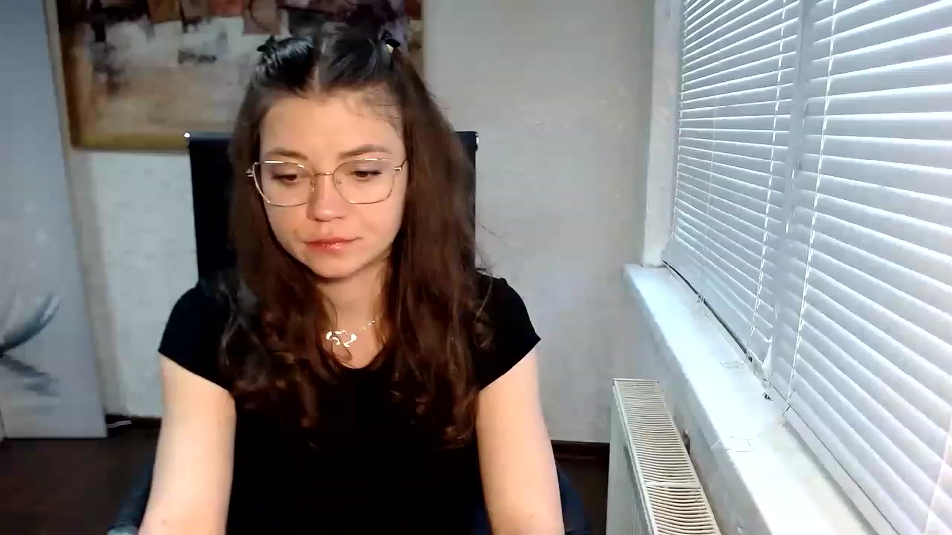 Gallery image thumbnail from SweetArinaA's myfreecams stream on, 05/31/2023, 16:48 image 2 of 20