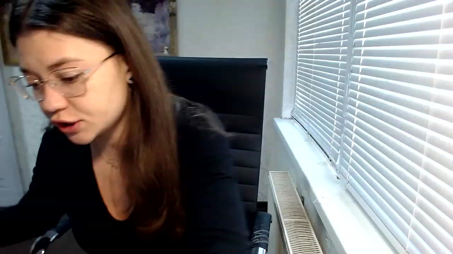 Gallery image thumbnail from SweetArinaA's myfreecams stream on, 06/03/2023, 11:48 image 8 of 20