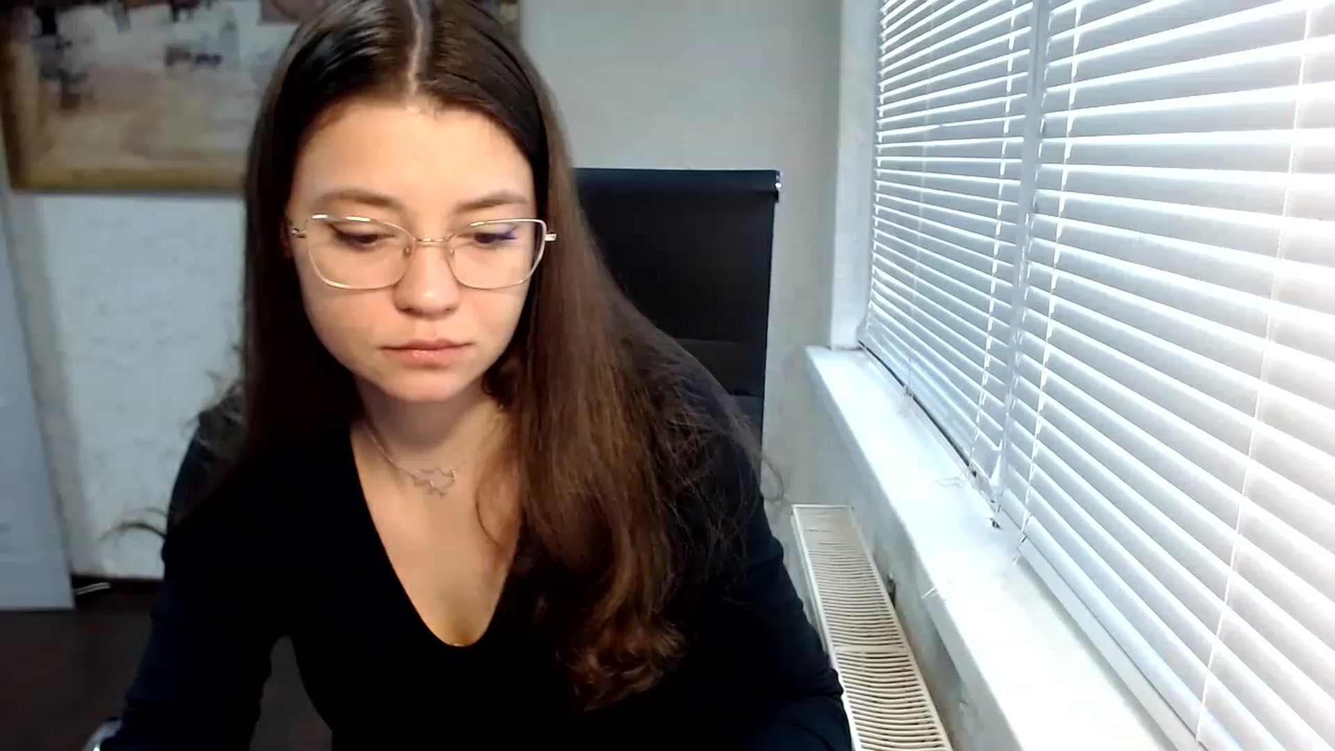 Gallery image thumbnail from SweetArinaA's myfreecams stream on, 06/03/2023, 11:48 image 17 of 20