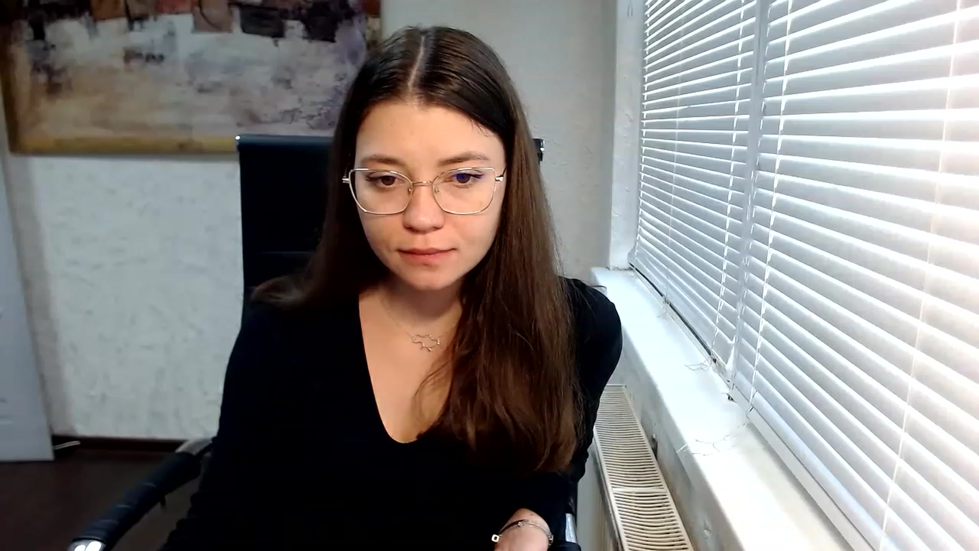 Gallery image thumbnail from SweetArinaA's myfreecams stream on, 06/03/2023, 14:34 image 17 of 20