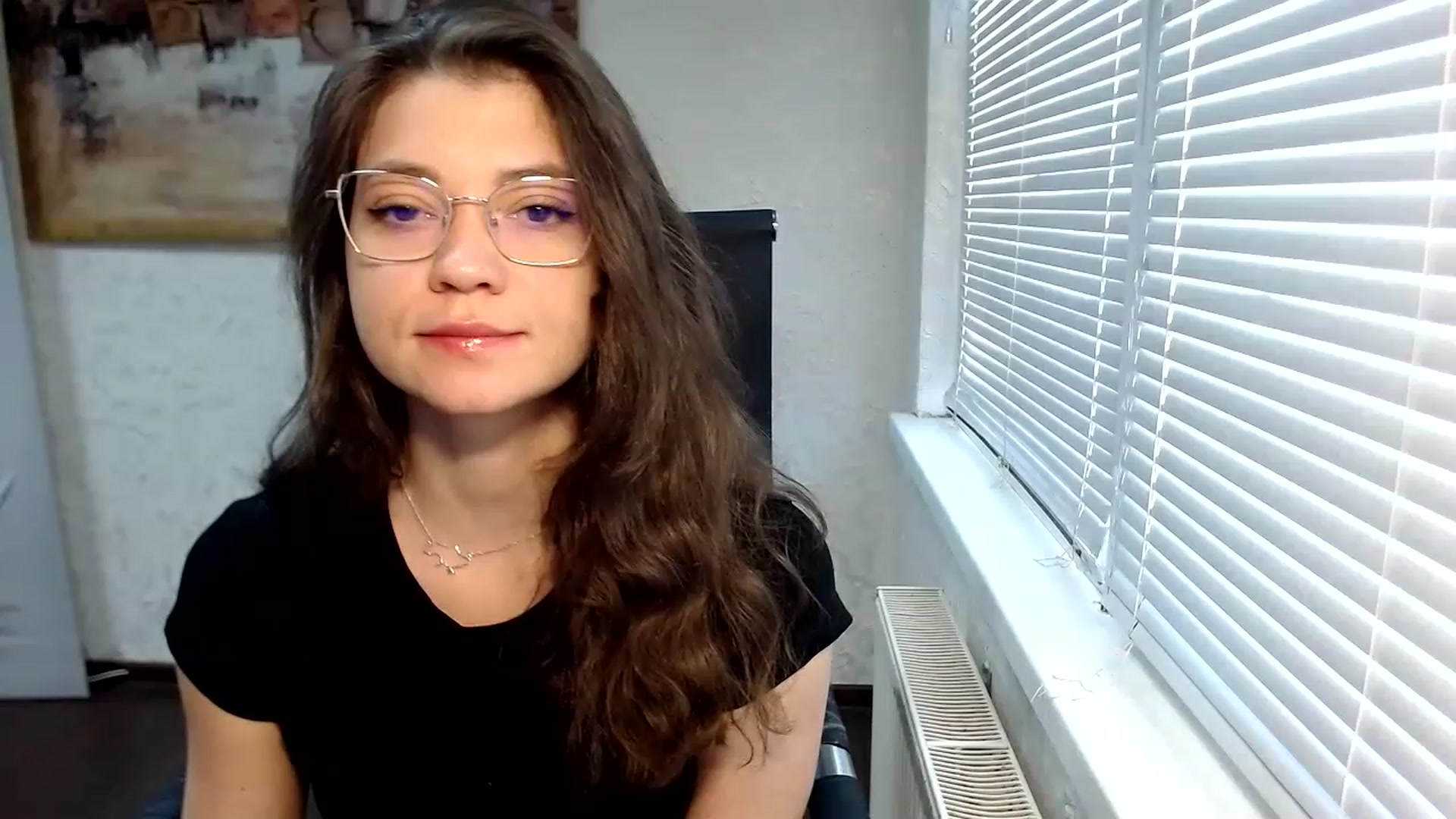 Gallery image thumbnail from SweetArinaA's myfreecams stream on, 06/04/2023, 12:47 image 11 of 20