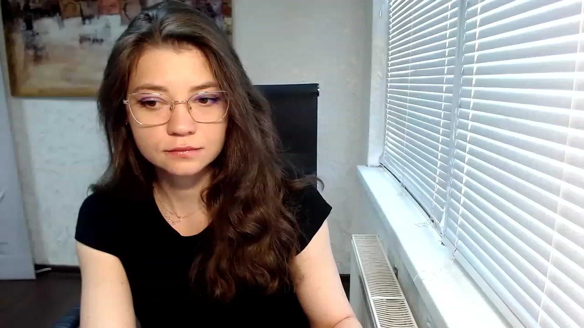 Gallery image thumbnail from SweetArinaA's myfreecams stream on, 06/04/2023, 12:47 image 13 of 20