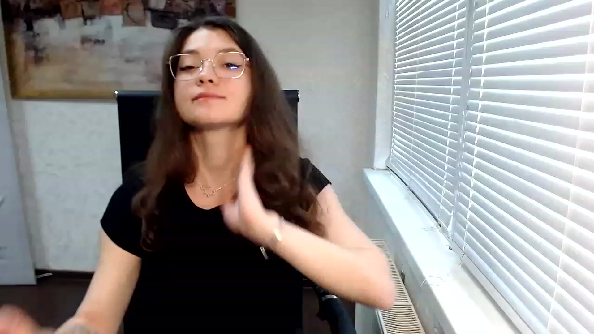 Gallery image thumbnail from SweetArinaA's myfreecams stream on, 06/04/2023, 14:07 image 15 of 20