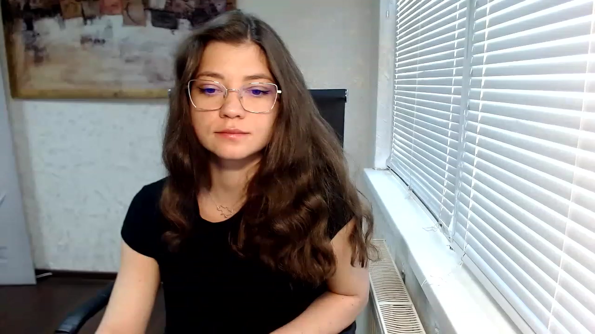 Gallery image thumbnail from SweetArinaA's myfreecams stream on, 06/04/2023, 14:07 image 7 of 20