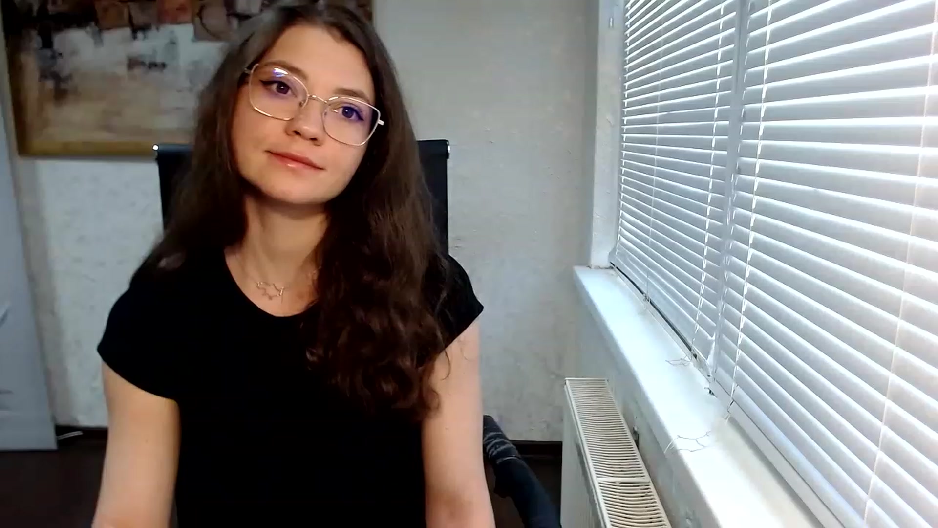 Gallery image thumbnail from SweetArinaA's myfreecams stream on, 06/04/2023, 14:07 image 13 of 20