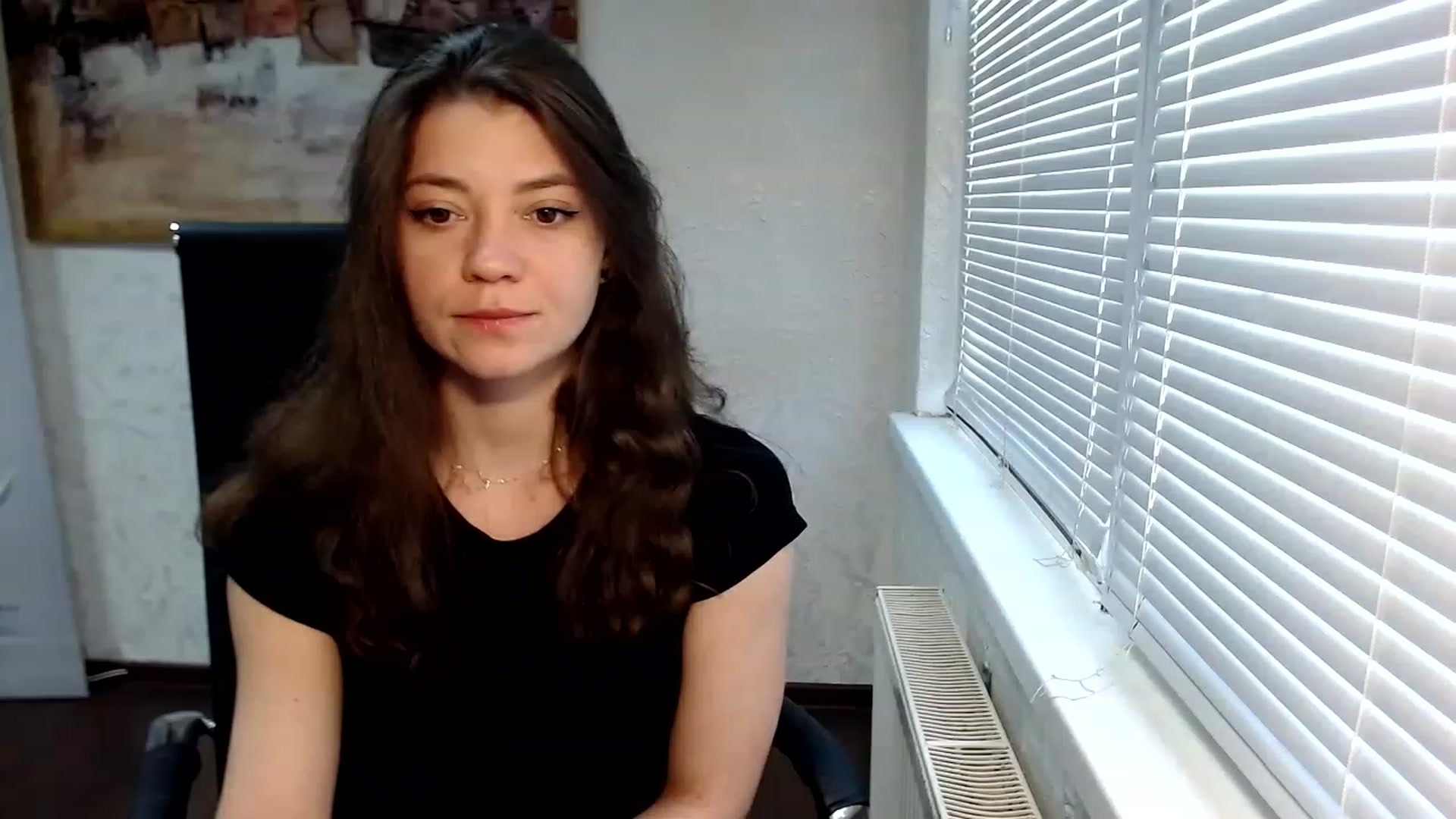 Gallery image thumbnail from SweetArinaA's myfreecams stream on, 06/04/2023, 14:07 image 17 of 20