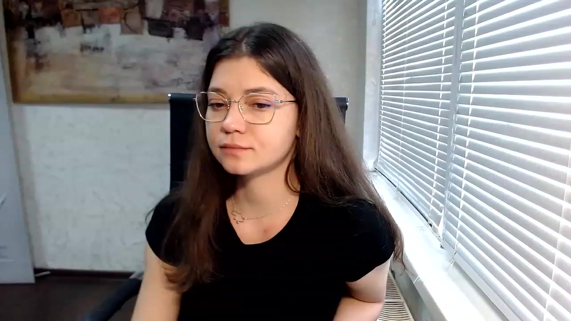 Gallery image thumbnail from SweetArinaA's myfreecams stream on, 06/06/2023, 09:35 image 15 of 20