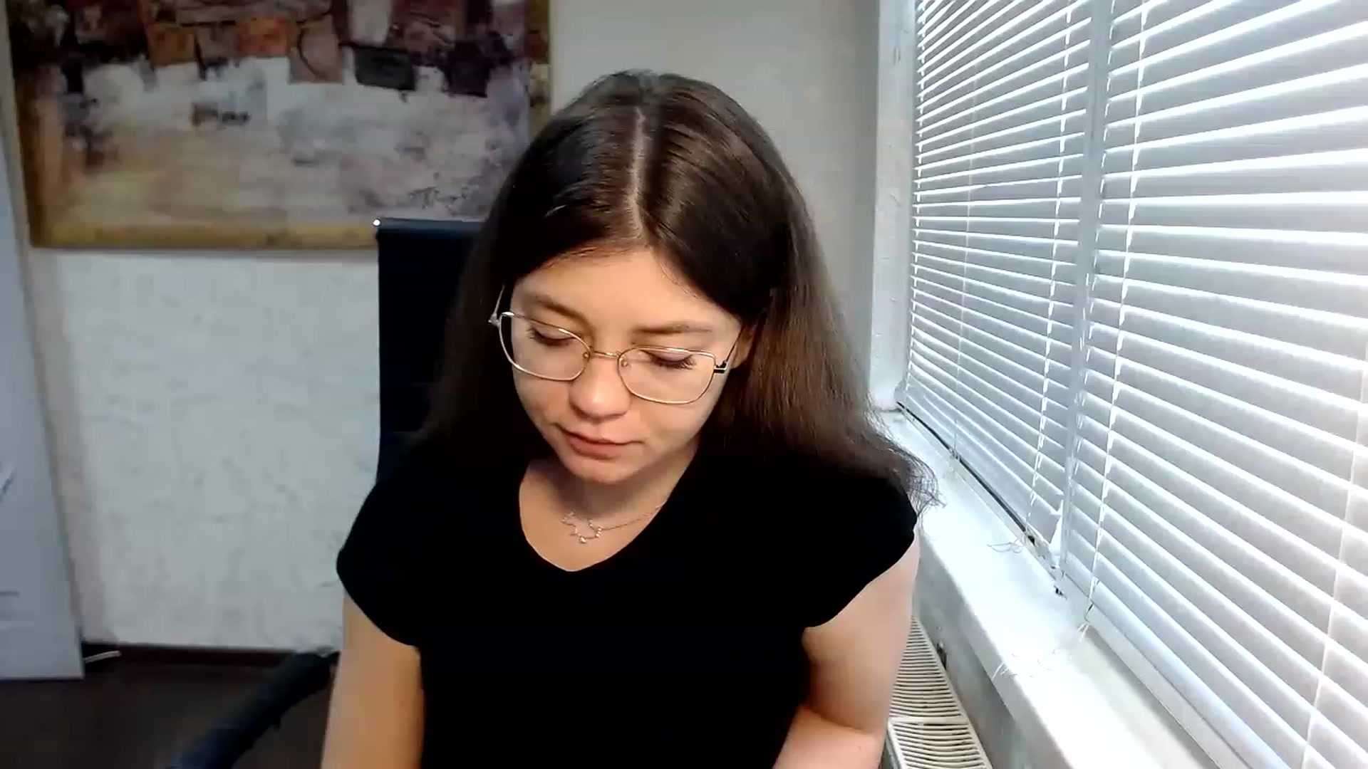 Gallery image thumbnail from SweetArinaA's myfreecams stream on, 06/06/2023, 12:37 image 7 of 20