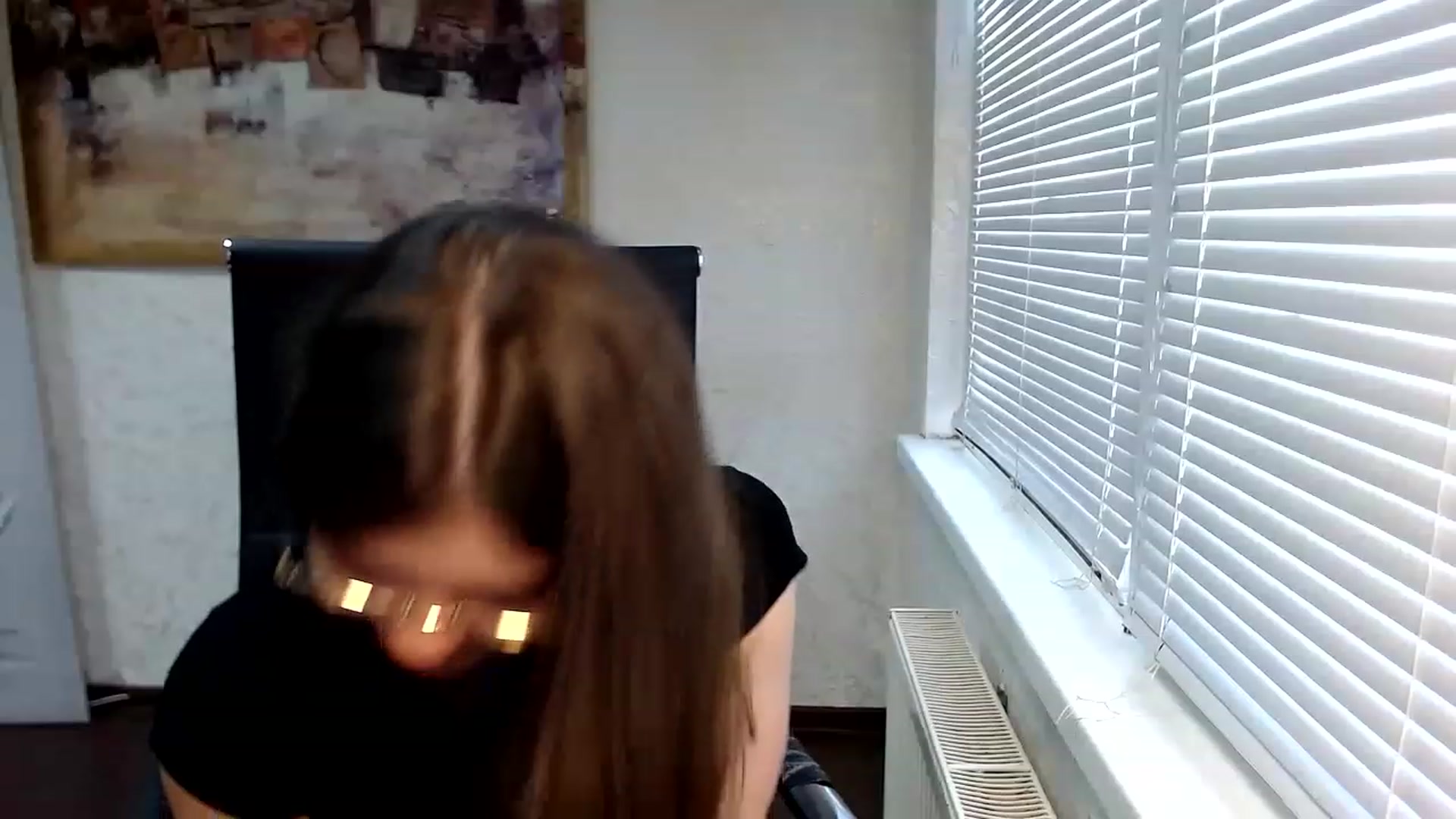 Gallery image thumbnail from SweetArinaA's myfreecams stream on, 06/06/2023, 12:37 image 3 of 20