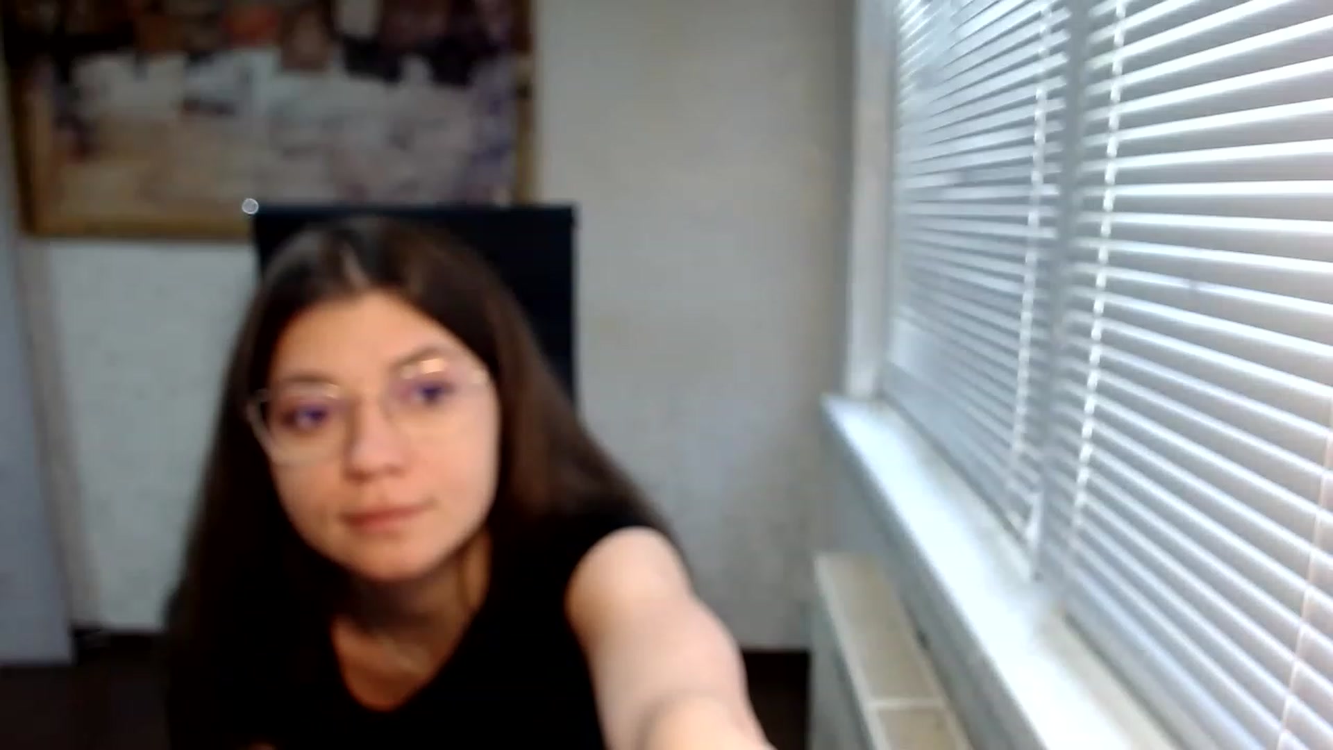 Gallery image thumbnail from SweetArinaA's myfreecams stream on, 06/06/2023, 12:37 image 18 of 20