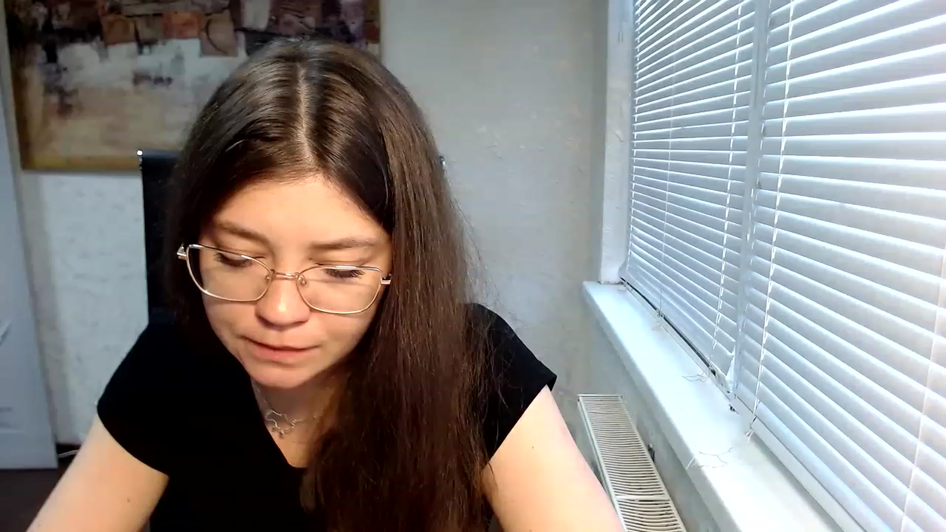Gallery image thumbnail from SweetArinaA's myfreecams stream on, 06/06/2023, 12:37 image 5 of 20