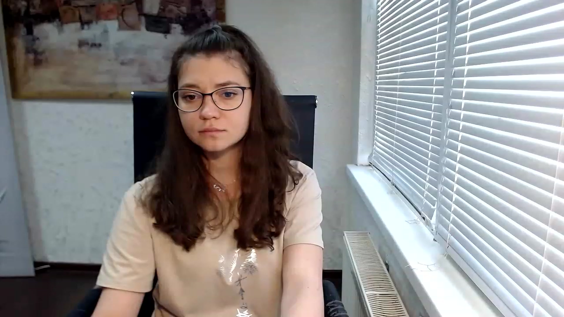 Gallery image thumbnail from SweetArinaA's myfreecams stream on, 06/10/2023, 12:30 image 16 of 20