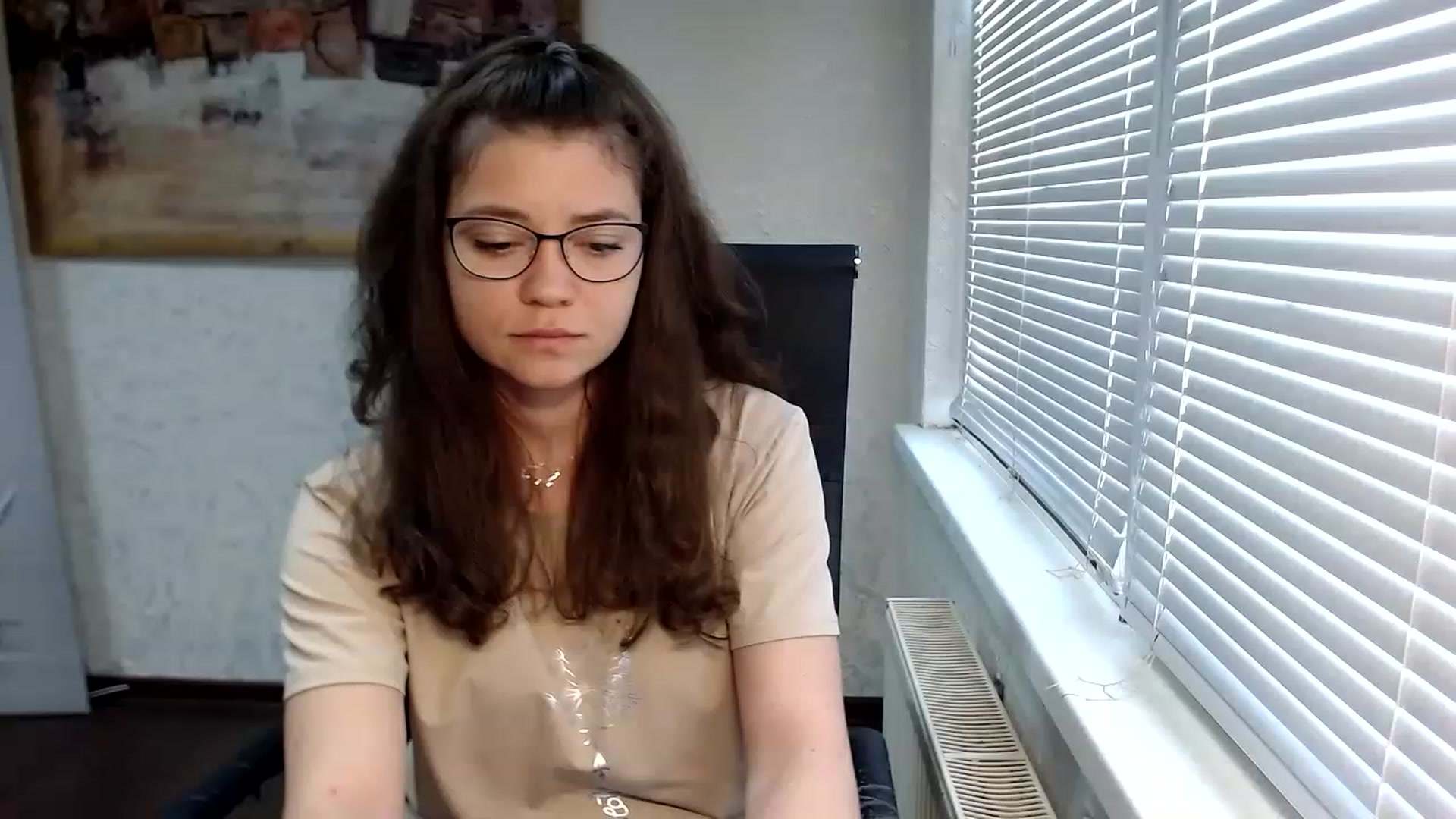 Gallery image thumbnail from SweetArinaA's myfreecams stream on, 06/10/2023, 12:30 image 1 of 20
