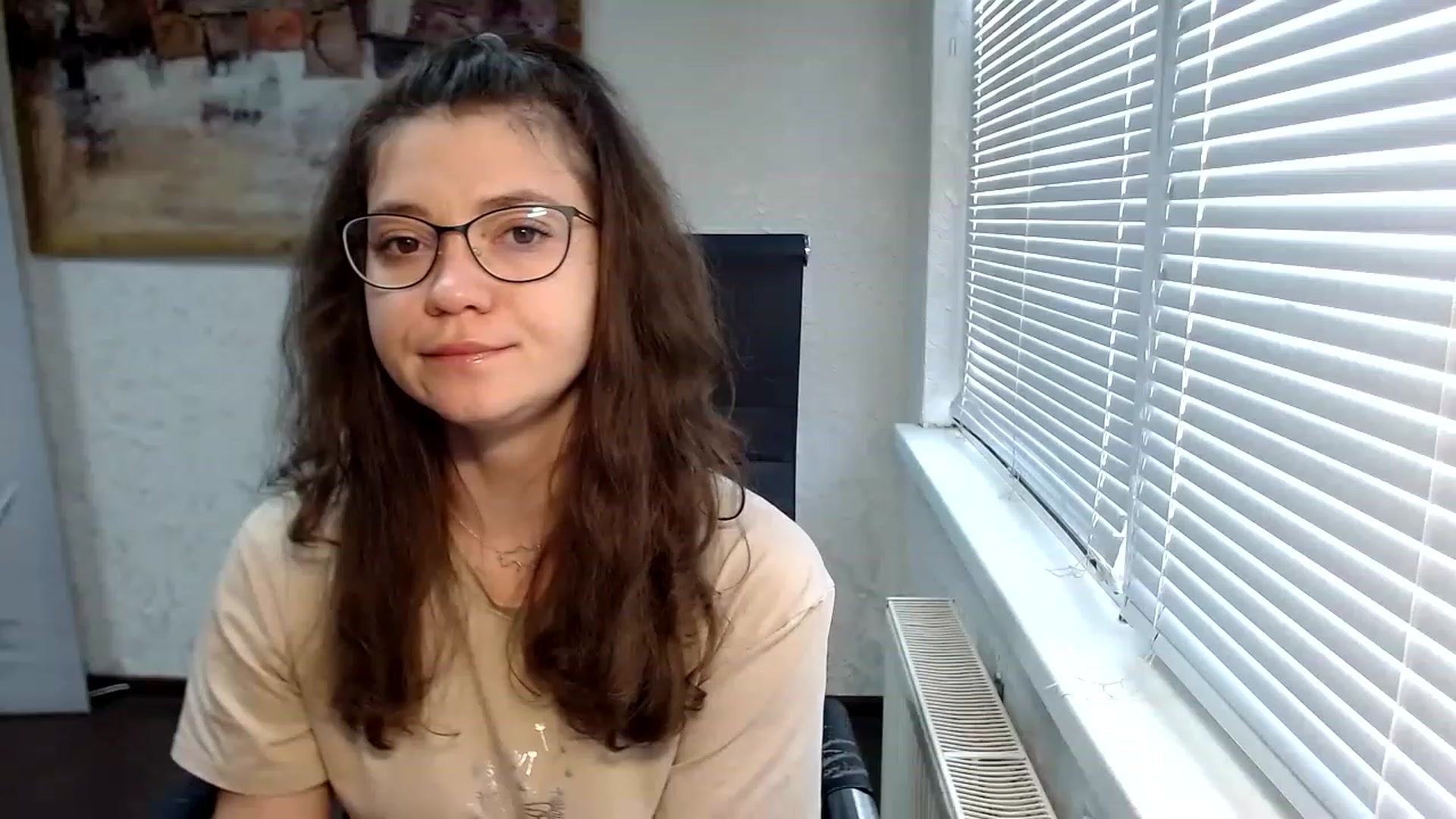 Gallery image thumbnail from SweetArinaA's myfreecams stream on, 06/10/2023, 13:33 image 17 of 20