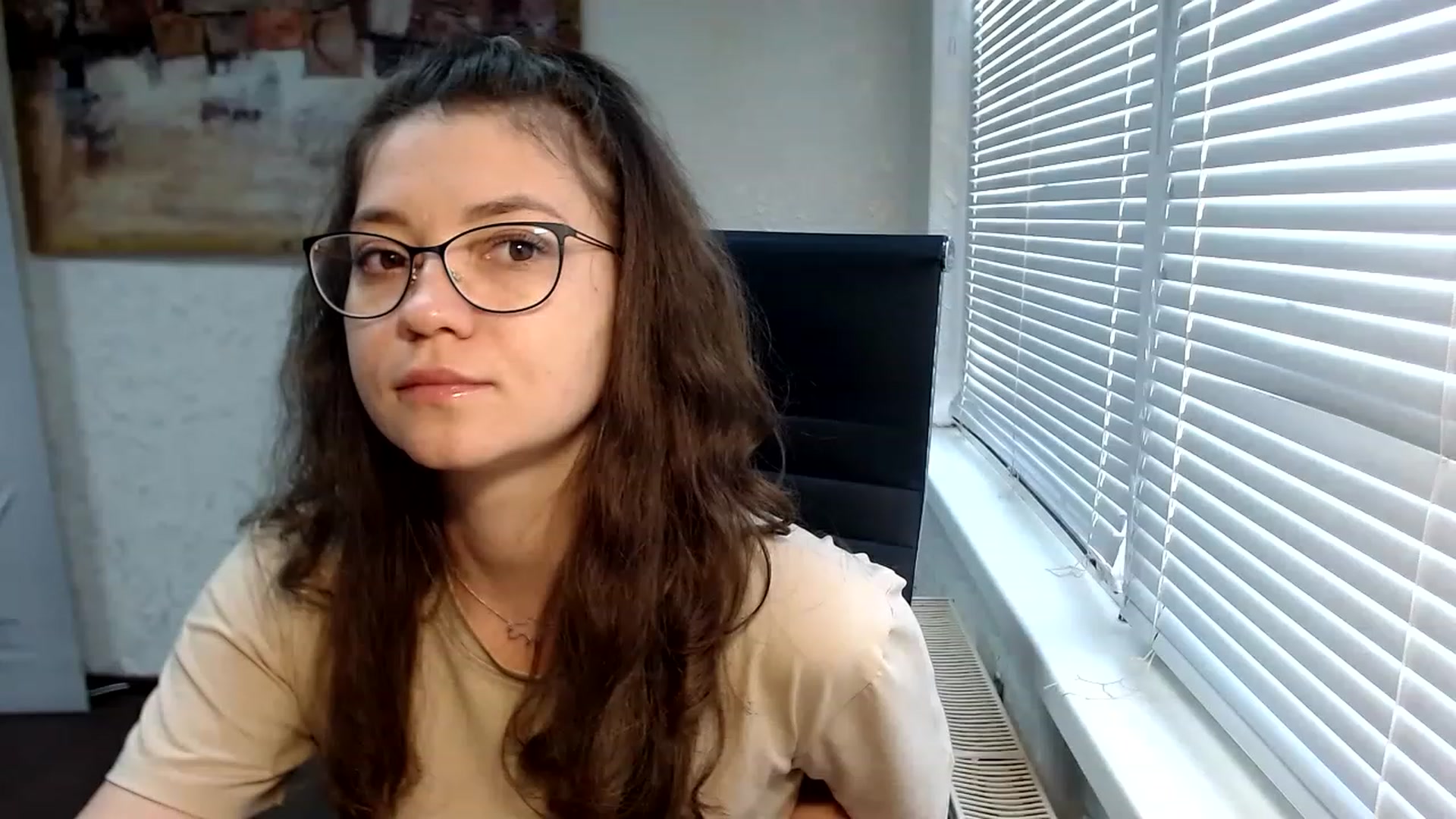 Gallery image thumbnail from SweetArinaA's myfreecams stream on, 06/10/2023, 13:33 image 8 of 20