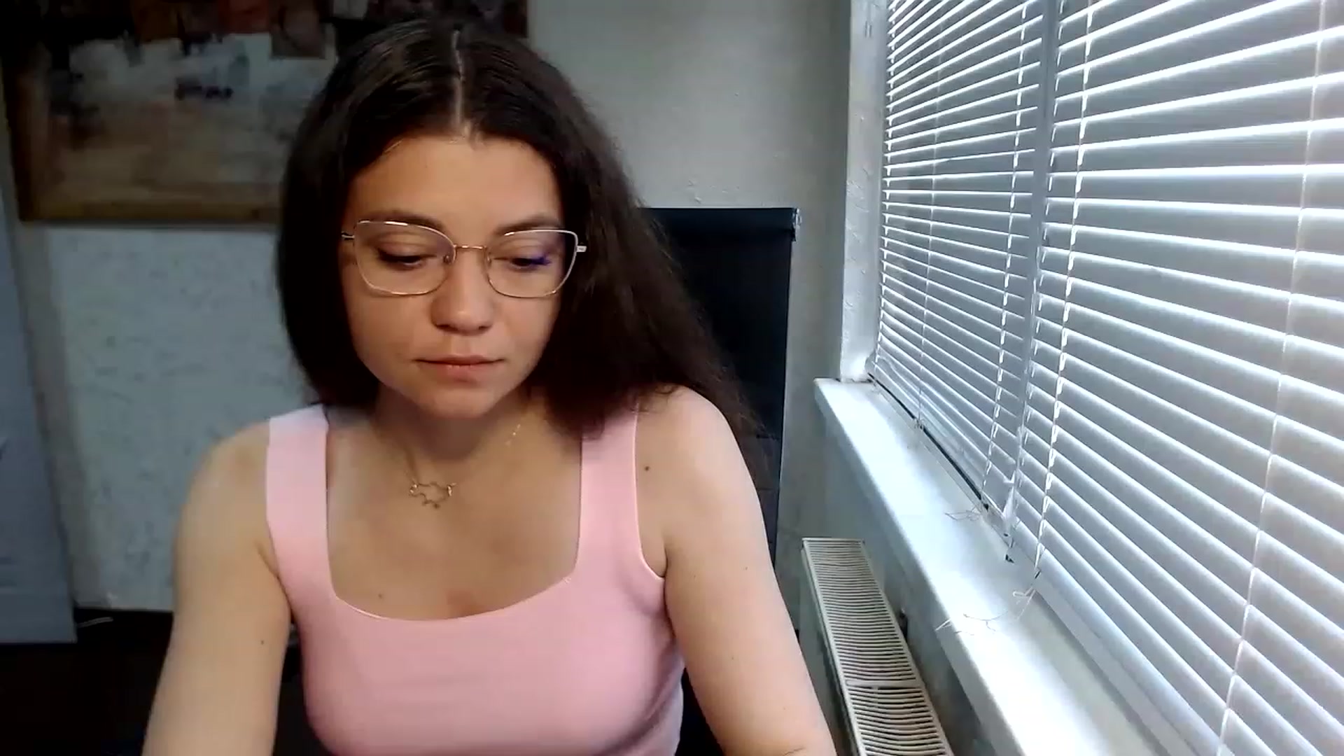Gallery image thumbnail from SweetArinaA's myfreecams stream on, 06/14/2023, 08:21 image 12 of 20