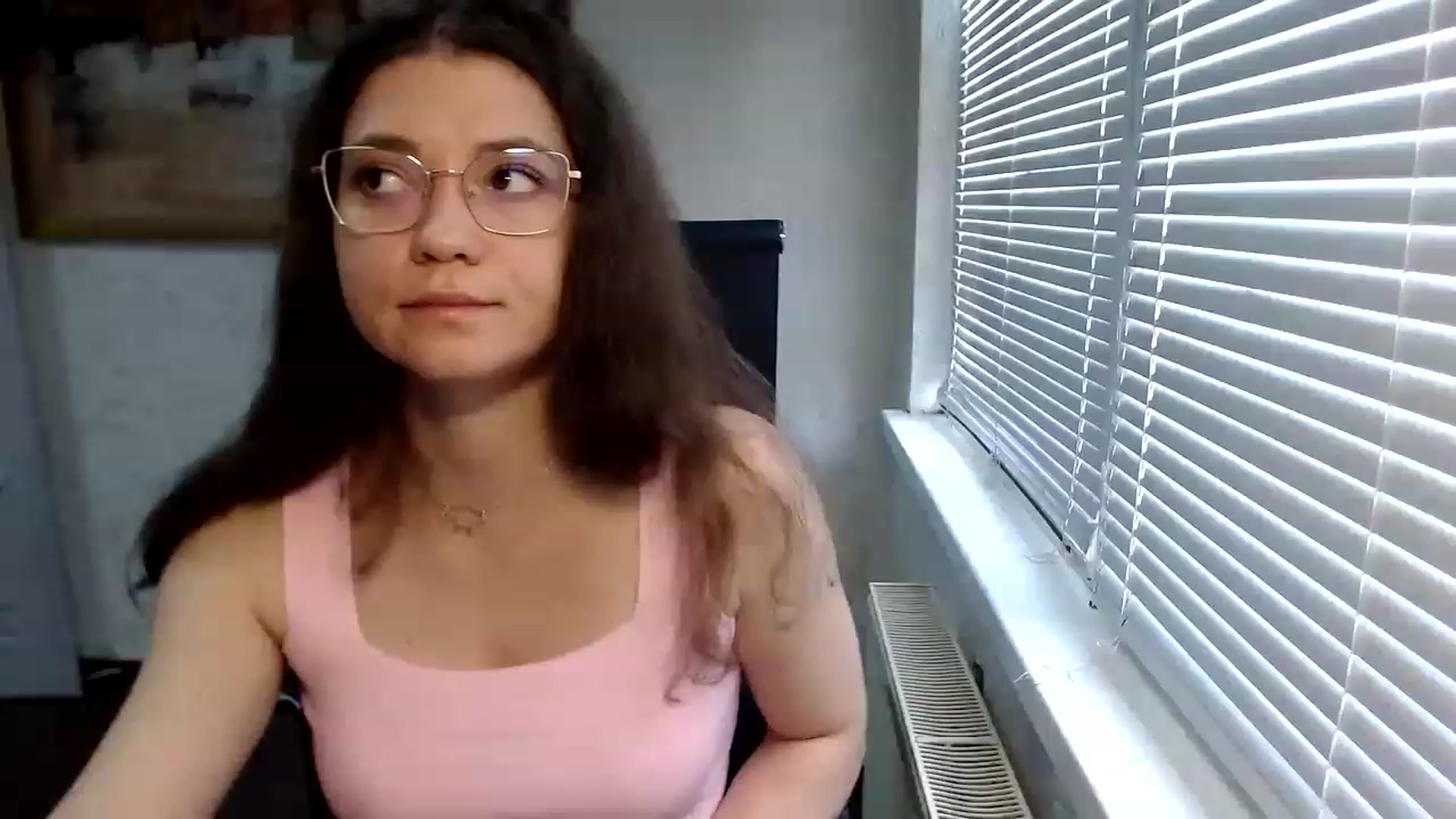 Gallery image thumbnail from SweetArinaA's myfreecams stream on, 06/14/2023, 08:21 image 9 of 20